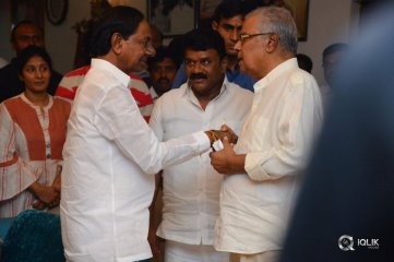 Celebrities Pay Homage to Vijaya Nirmala Garu